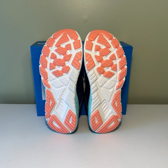 Hoka Womens Arahi 7 Running Shoes - Picture 12 of 16